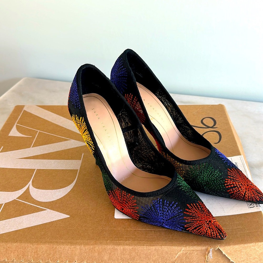 Beautiful Zara heels perfect for fall season -like new
